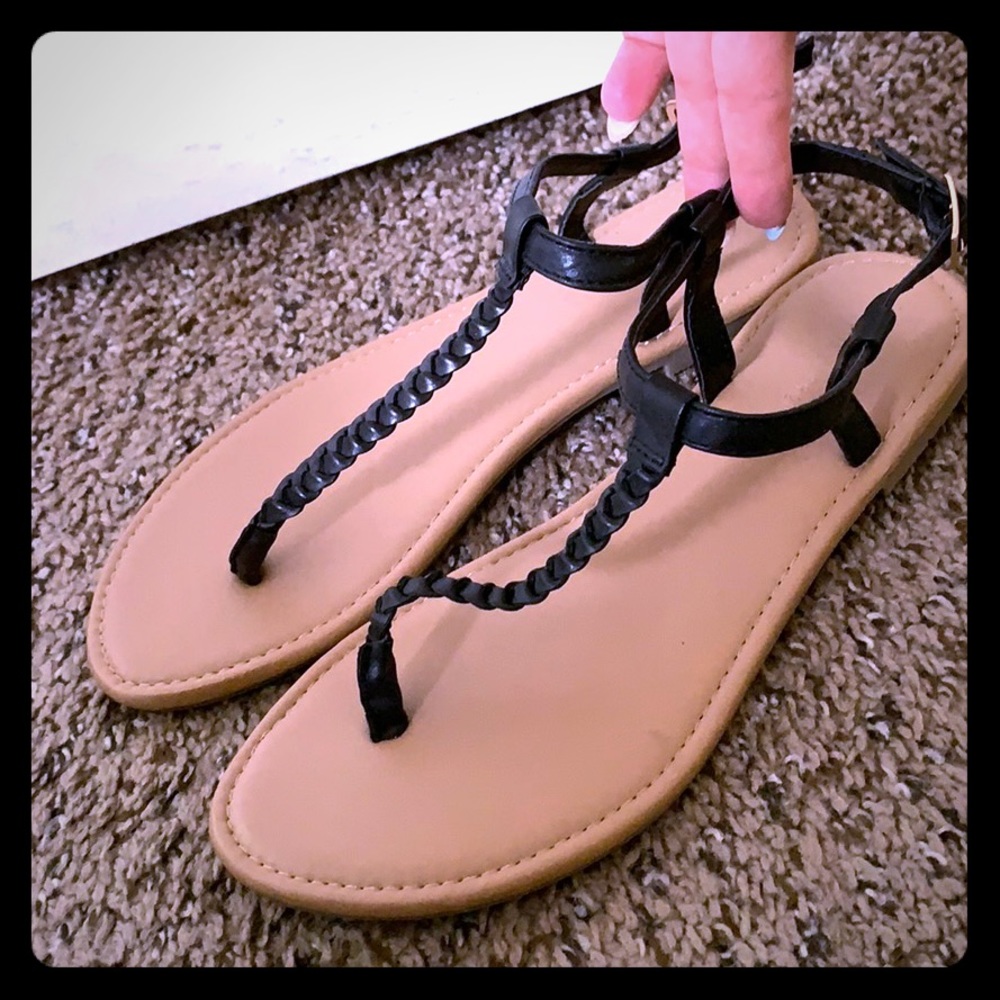 Forever 21 black & tan braided sandals